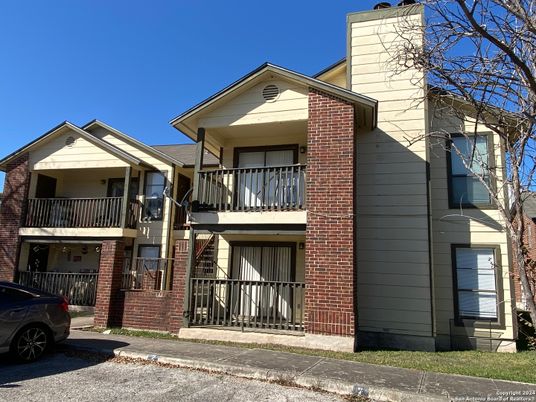 Exterior, Facade, Brick Facade, Modern