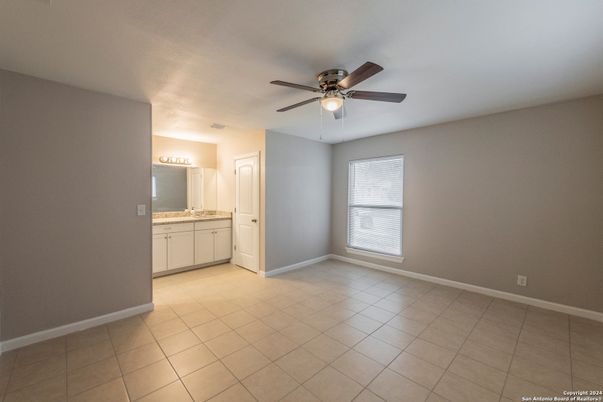 Bathroom, Empty room, Interior