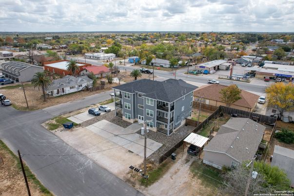 Exterior, Drone
