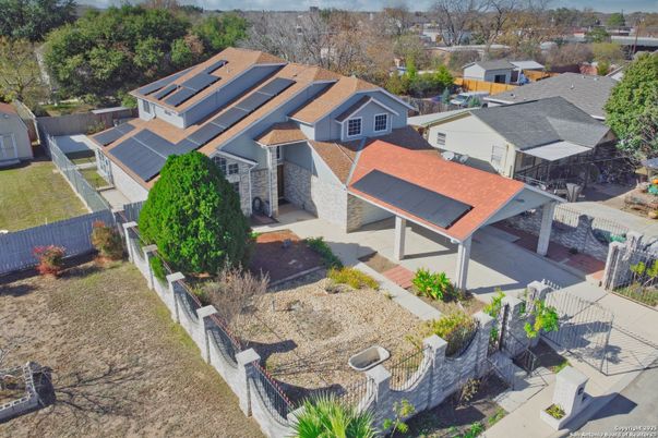 Exterior, Drone