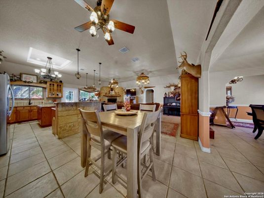 Chandelier, Dining room, Interior, Kitchen, Pendant Lights