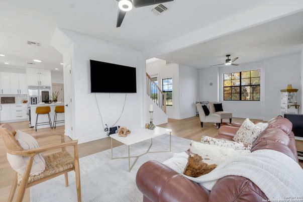 Interior, Kitchen, Living room, Recessed Lighting, Wood Texture Flooring