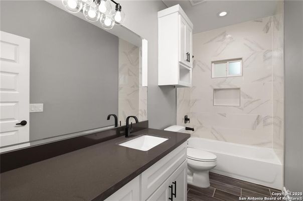 Bathroom, Interior, Marble Walls, Recessed Lighting, Wood Texture Flooring