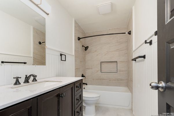 Bathroom, Interior, Marble Walls