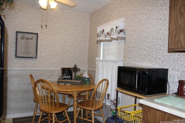 Dining room, Interior