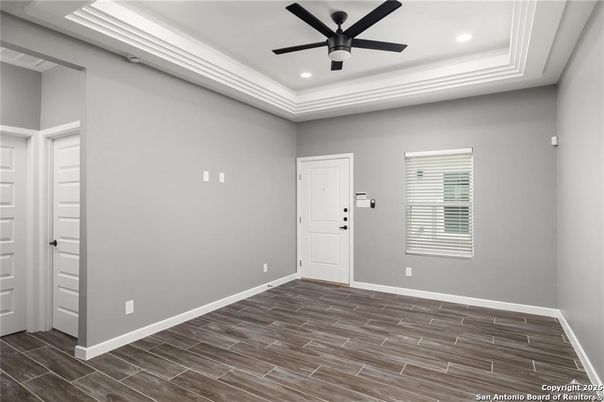 Empty room, Interior, Recessed Lighting, Wood Texture Flooring