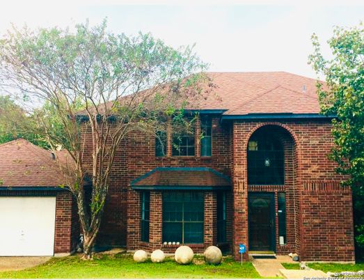 Exterior, Facade, Brick Facade, Brick Traditional