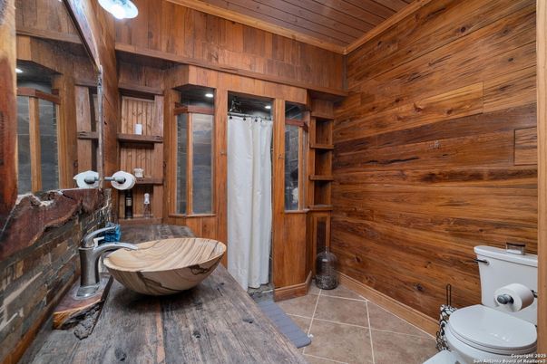 Bathroom, Interior, Wooden Ceilings, Wooden Walls