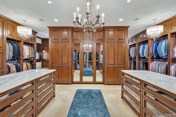 Chandelier, Interior, Recessed Lighting, Walk-in Closets