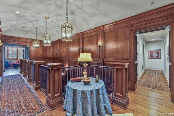 Interior, Pendant Lights, Recessed Lighting, Wood Texture Flooring