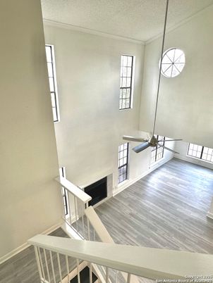 Interior, Pendant Lights, Wood Texture Flooring