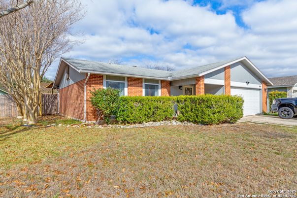 Attached, Exterior, Facade, Brick Facade, Ranch