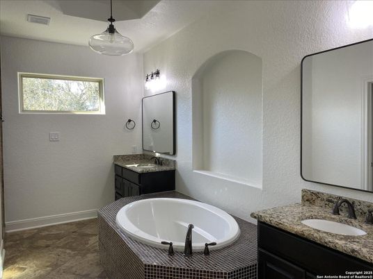 Bathroom, Dual Sink Vanities, Interior, Pendant Lights