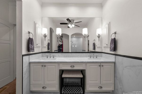 Bathroom, Dual Sink Vanities, Interior, Wood Texture Flooring