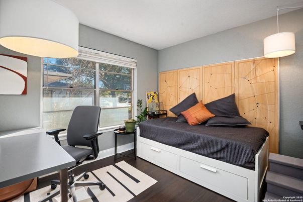 Bedroom, Home Office, Interior, Pendant Lights, Wood Texture Flooring