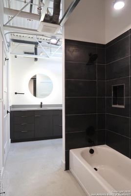 Bathroom, Interior, Recessed Lighting