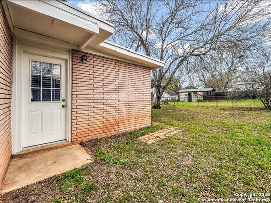 Backyard, Exterior