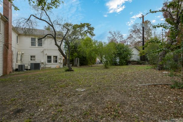 Backyard, Exterior