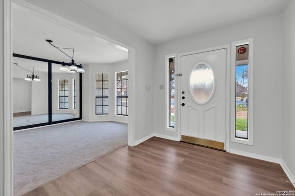 Empty room, Interior, Pendant Lights, Wood Texture Flooring