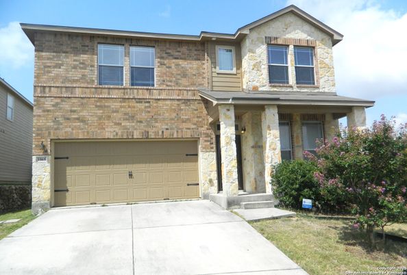 Attached, Exterior, Facade, Rowhouse