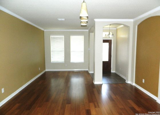 Empty room, Interior, Pendant Lights, Wood Texture Flooring