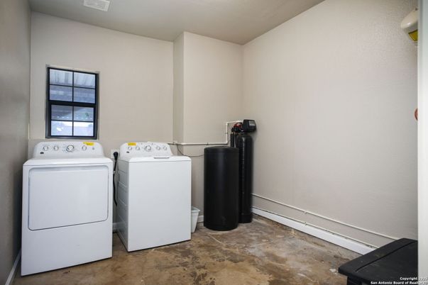 Interior, Washer