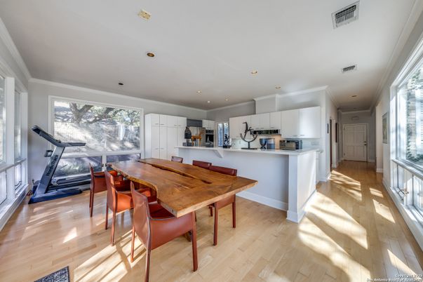 Dining room, Interior, Kitchen, Recessed Lighting, Wood Texture Flooring