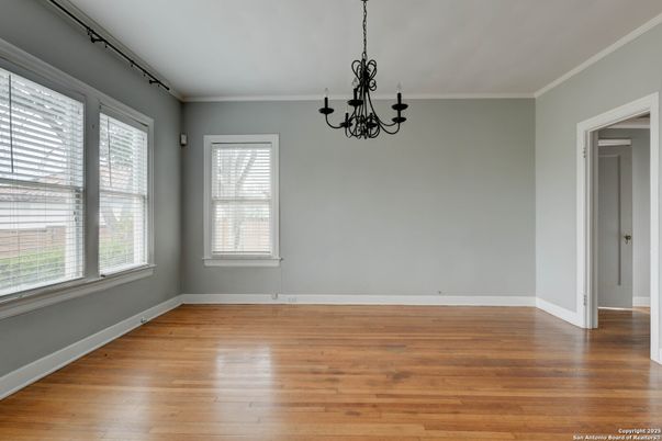Chandelier, Empty room, Interior, Wood Texture Flooring