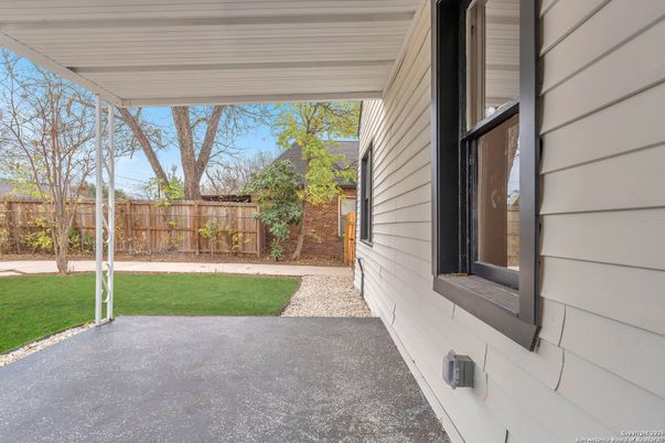 Backyard, Exterior