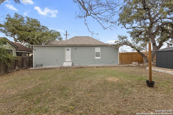 Backyard, Exterior