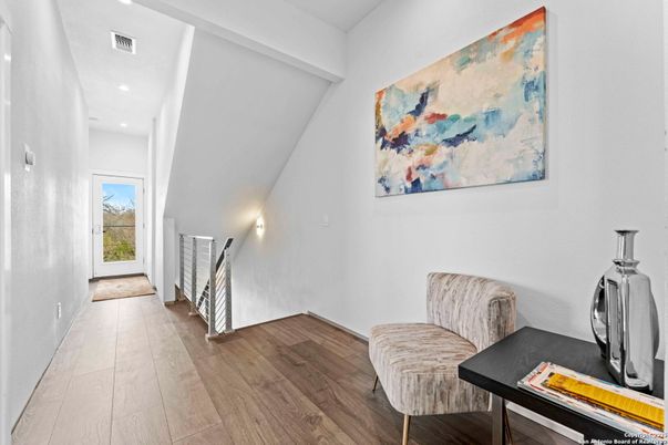 Interior, Recessed Lighting, Wood Texture Flooring