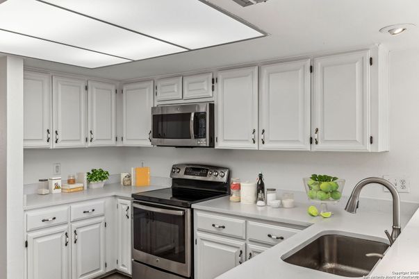 Interior, Kitchen, Recessed Lighting