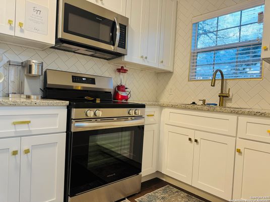 Interior, Kitchen, Stainless Steel Appliances