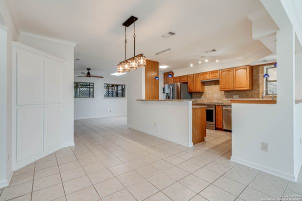 Interior, Kitchen, Pendant Lights, Stainless Steel Appliances