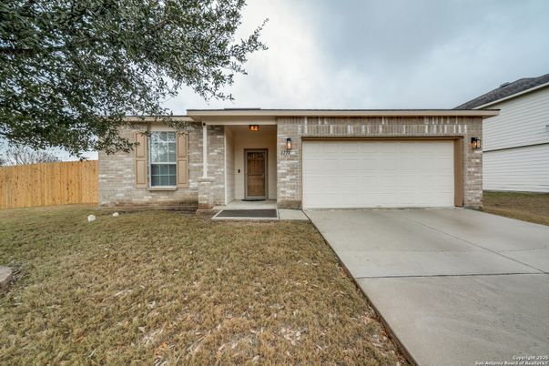 Attached, Exterior, Facade, Brick Facade, Ranch