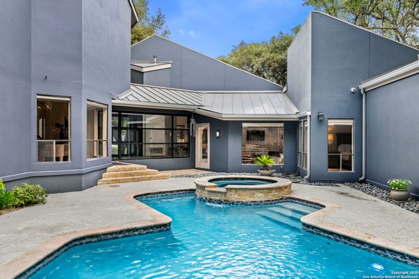 Exterior, Pool