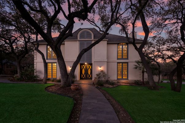 Backyard, Exterior, Facade, French Provincial
