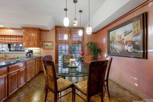 Dining room, Interior, Kitchen, Pendant Lights, Recessed Lighting, Wood Texture Flooring