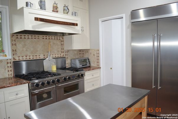 Interior, Kitchen, Stainless Steel Appliances