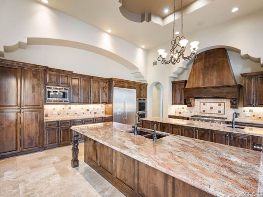 Chandelier, Interior, Kitchen, Recessed Lighting, Stainless Steel Appliances