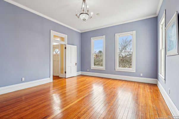 Chandelier, Empty room, Interior, Wood Texture Flooring