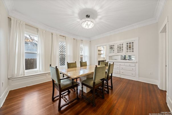 Chandelier, Dining room, Interior, Wood Texture Flooring