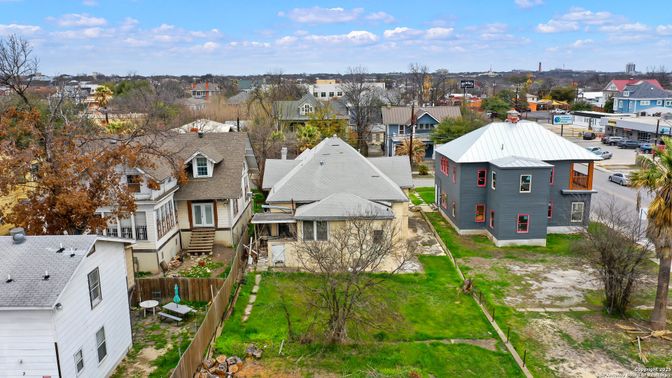 Exterior, Drone