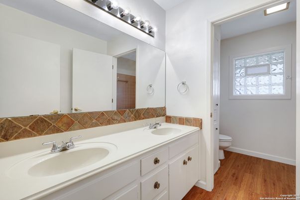 Bathroom, Dual Sink Vanities, Interior, Wood Texture Flooring