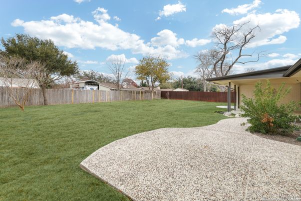 Backyard, Exterior