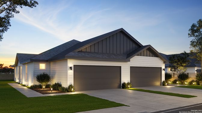 Attached, Exterior, Facade, Farmhouse