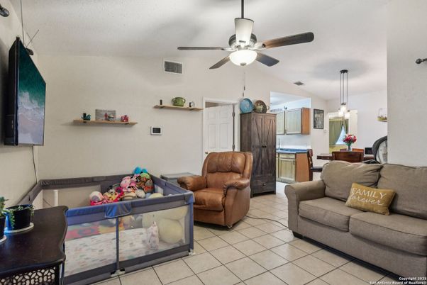 Interior, Living room, Pendant Lights