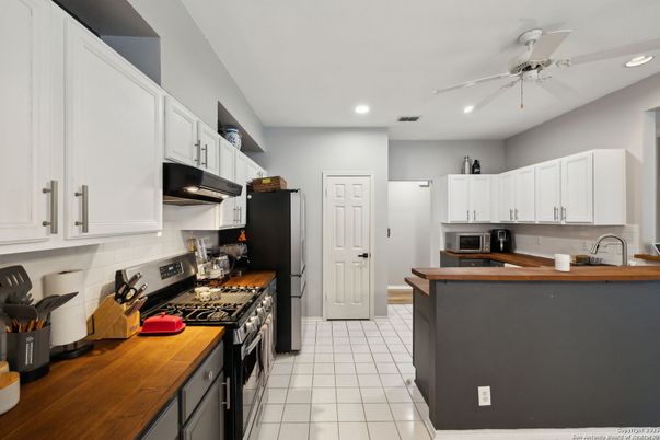 Interior, Kitchen, Recessed Lighting