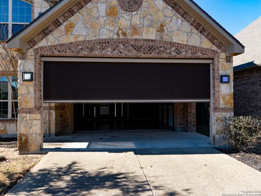 Detached Garage, Exterior