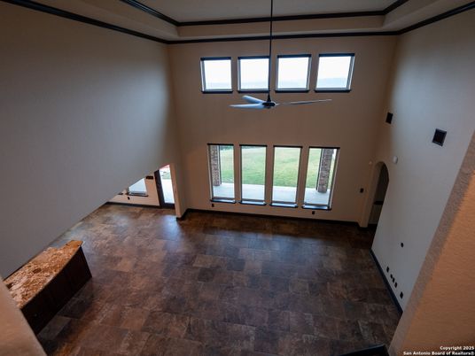 Empty room, Interior, Pendant Lights